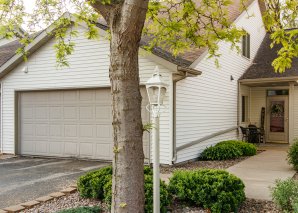 Lakeshore Village I Photo