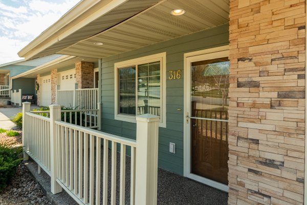 Crestwood Condominiums